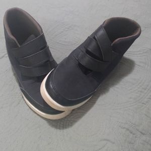 Boy shoes (American Eagle)
